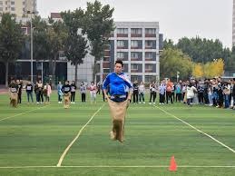 首周吸金近2千万，评分5.5的二游出海逆袭？